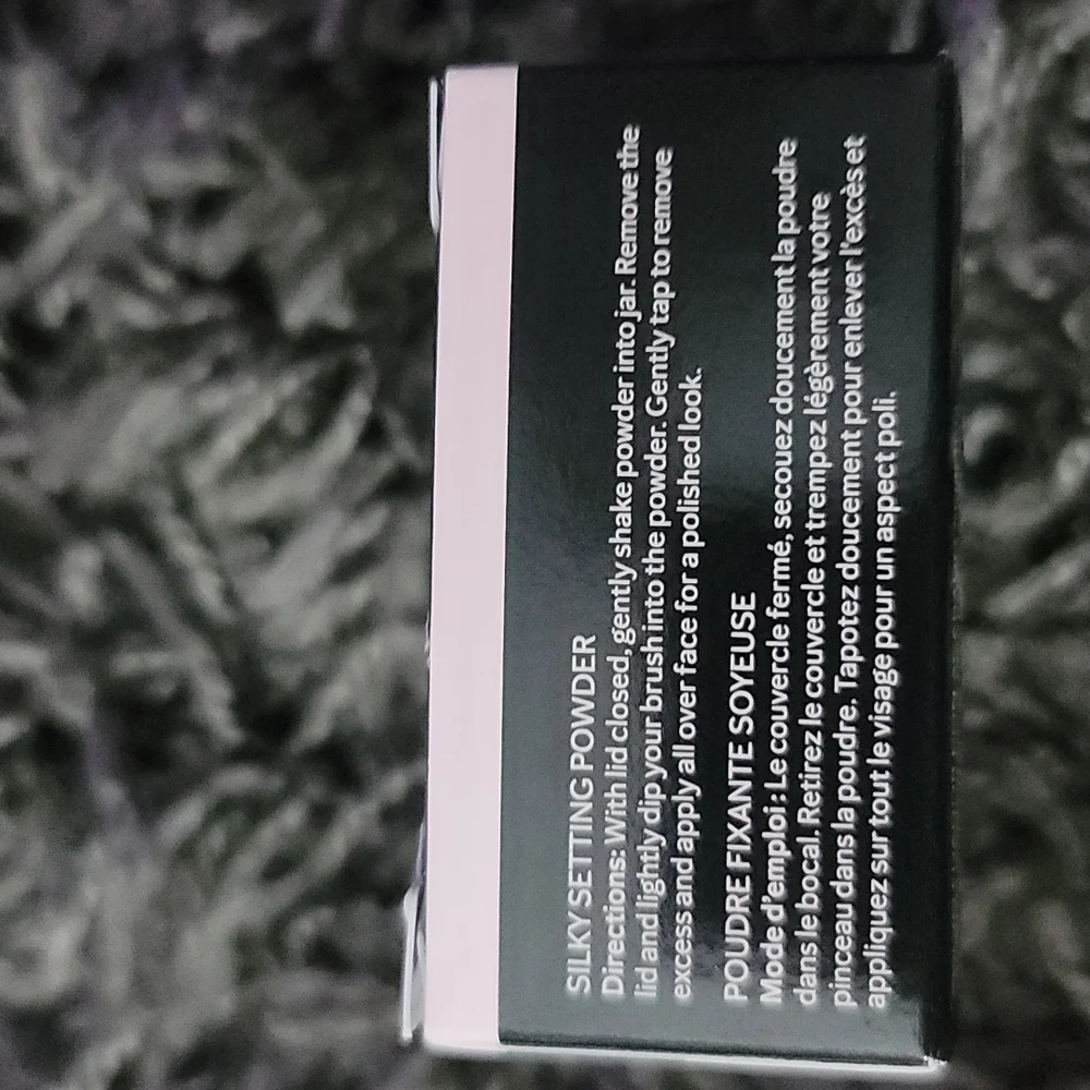 ❣NIB Mary Kay Silky Setting Powder: Medium Beige❣